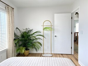 1 habitación, wifi y ropa de cama