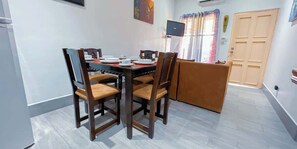 Dining - Villa Banano 09, Near to the beach with Pool (Jacó)