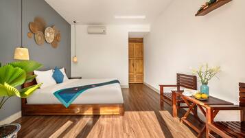 Deluxe Double or Twin Room, Non Smoking, Pool View