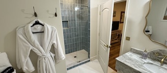 The Rockhound Boutique Hotel