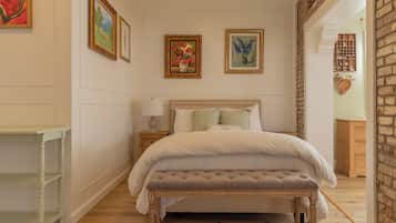 Kamar Grand | Seprai premium, busa memori, dan didekorasi berbeda-beda