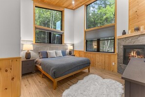 4 chambres, fer et planche à repasser, Wi-Fi, draps fournis