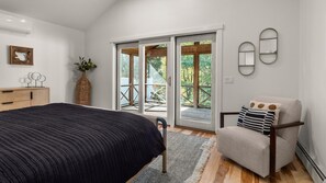 3 dormitoris, planxa i posts de planxar, wifi i roba de llit