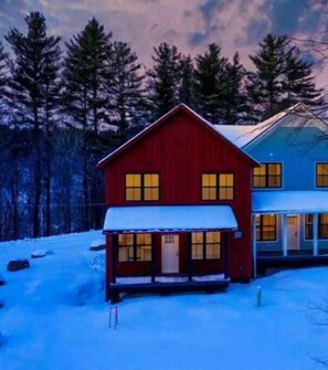 Exterior - Stunning new build walkable to Main street Stowe (Stowe)