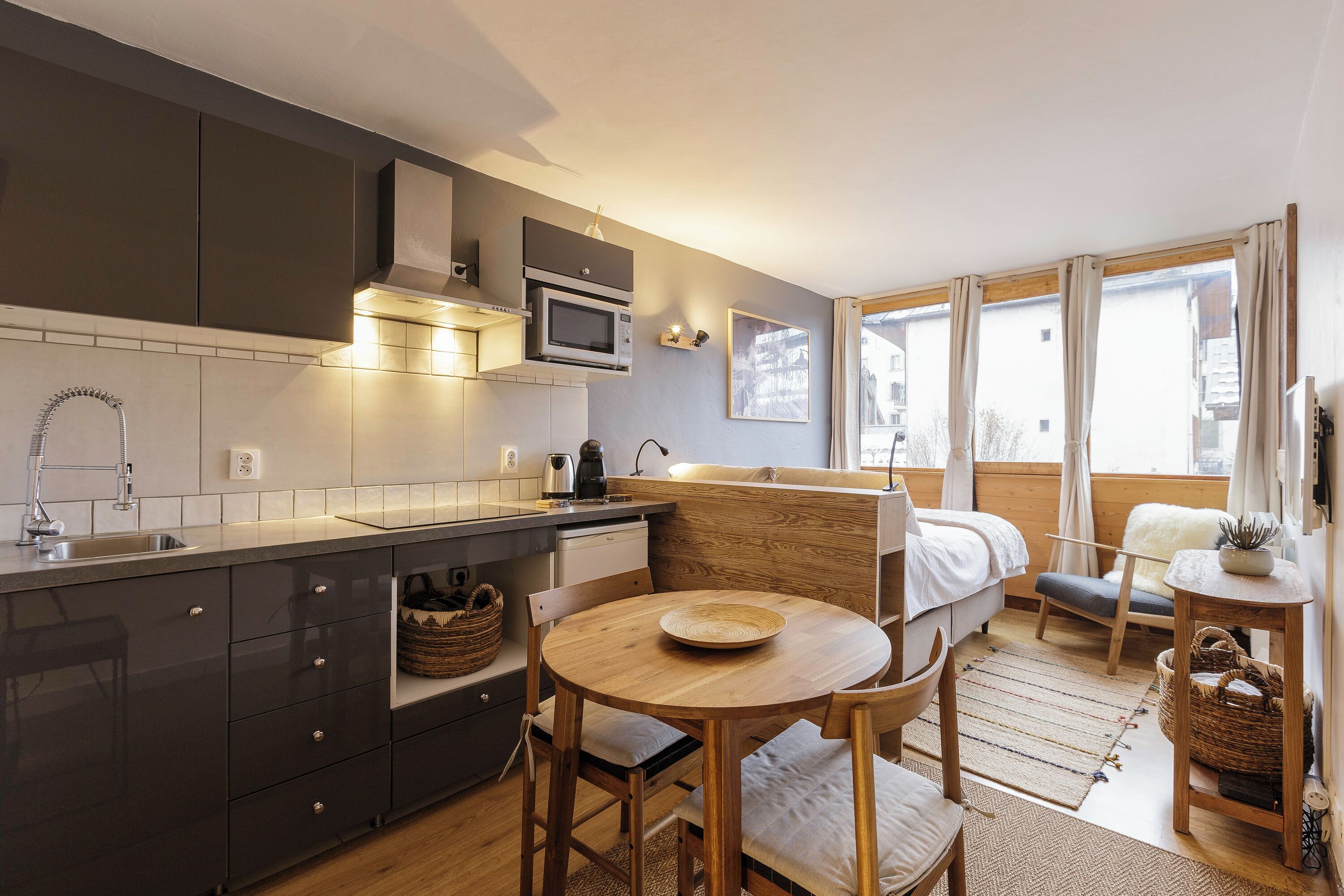 雪櫃、微波爐、爐具、咖啡機/沖茶器