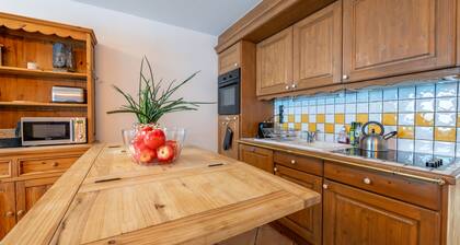 Apartement Bec D1, Le Tour (ArgentiĂšre), France