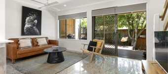 Betty on Hilton- Just steps from the Noosa river