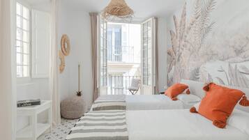 2 habitaciones, tabla de planchar con plancha, wifi y ropa de cama