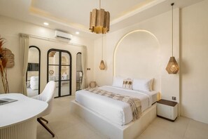 2 habitaciones, escritorio, tabla de planchar con plancha y wifi gratis 