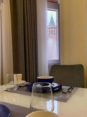 Egyptian cotton sheets, premium bedding, Select Comfort beds - Ozkaya Apartments Galata (Istanbul)