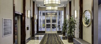 Sapphire Skyline Premium Suite