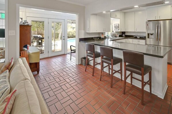 Interior - Poolside Paradise - Historic District Home (College Station)