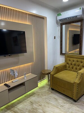 Smart TV, livros, impressoras