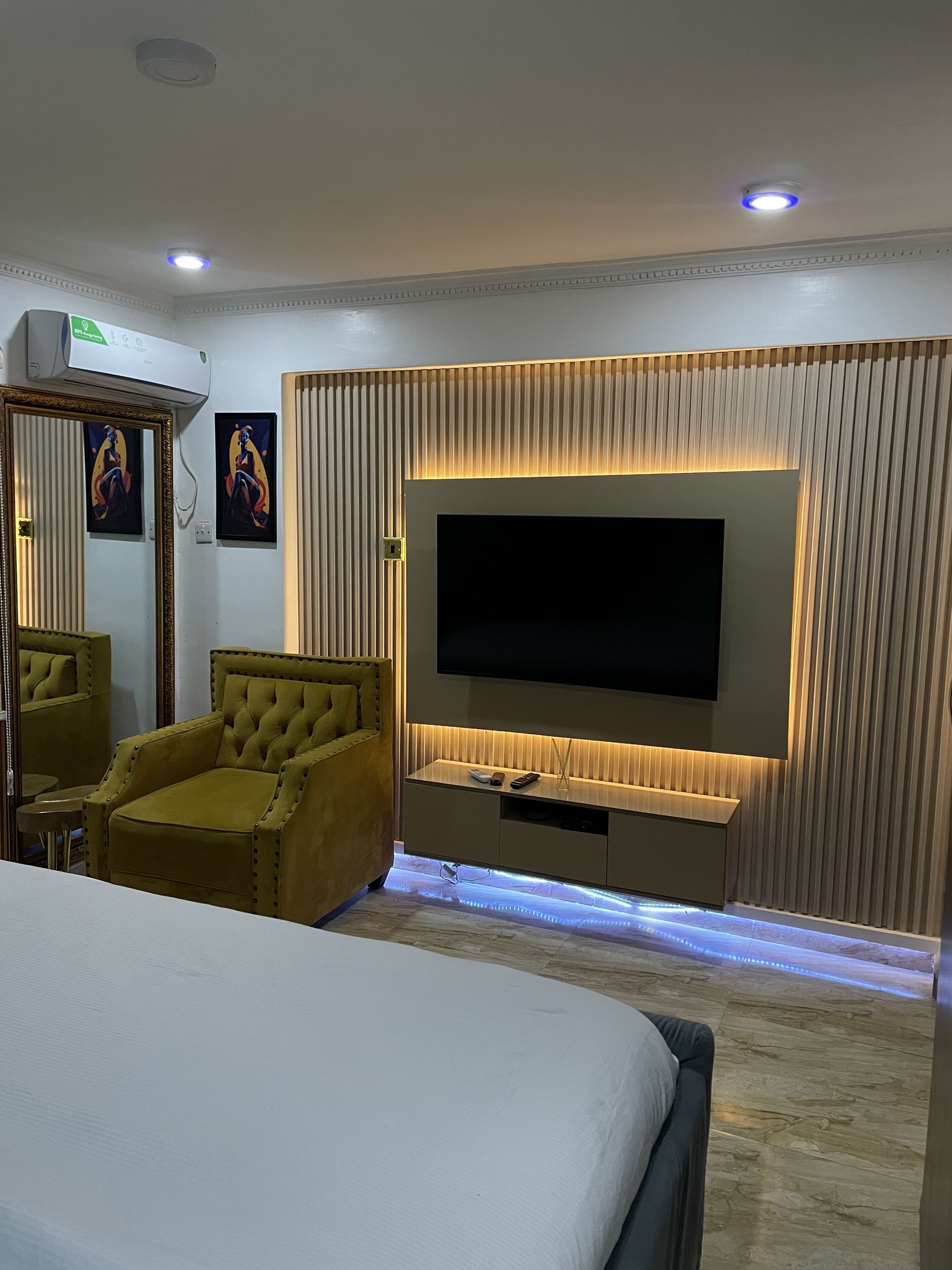 2 bedrooms, desk, iron/ironing board, free WiFi