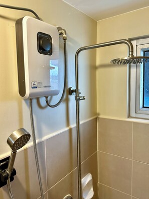 Exclusive Apartment | Bathroom