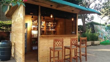 بار (في المنشاة)