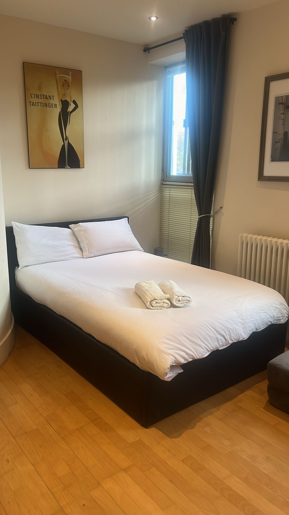 2 bedrooms, iron/ironing board, travel crib, free WiFi