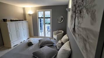 4 slaapkamers, een strijkplank/strijkijzer, wifi, beddengoed
