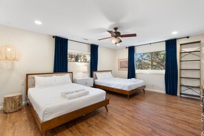4 bedrooms, desk, iron/ironing board, travel cot