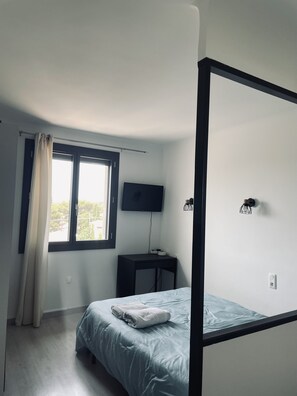 4 chambres, Wi-Fi gratuit, draps fournis