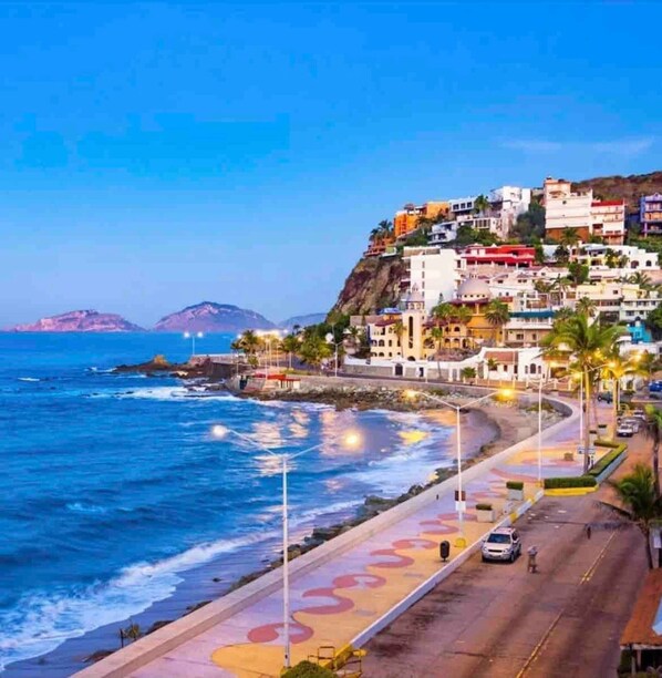Strand