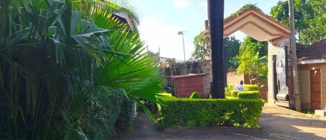 Fachada da propriedade