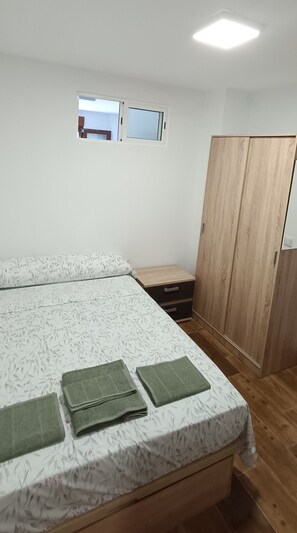 1 Schlafzimmer, kostenloses WLAN, BettwÀsche