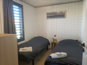 3 bedrooms, iron/ironing board, travel crib, free WiFi