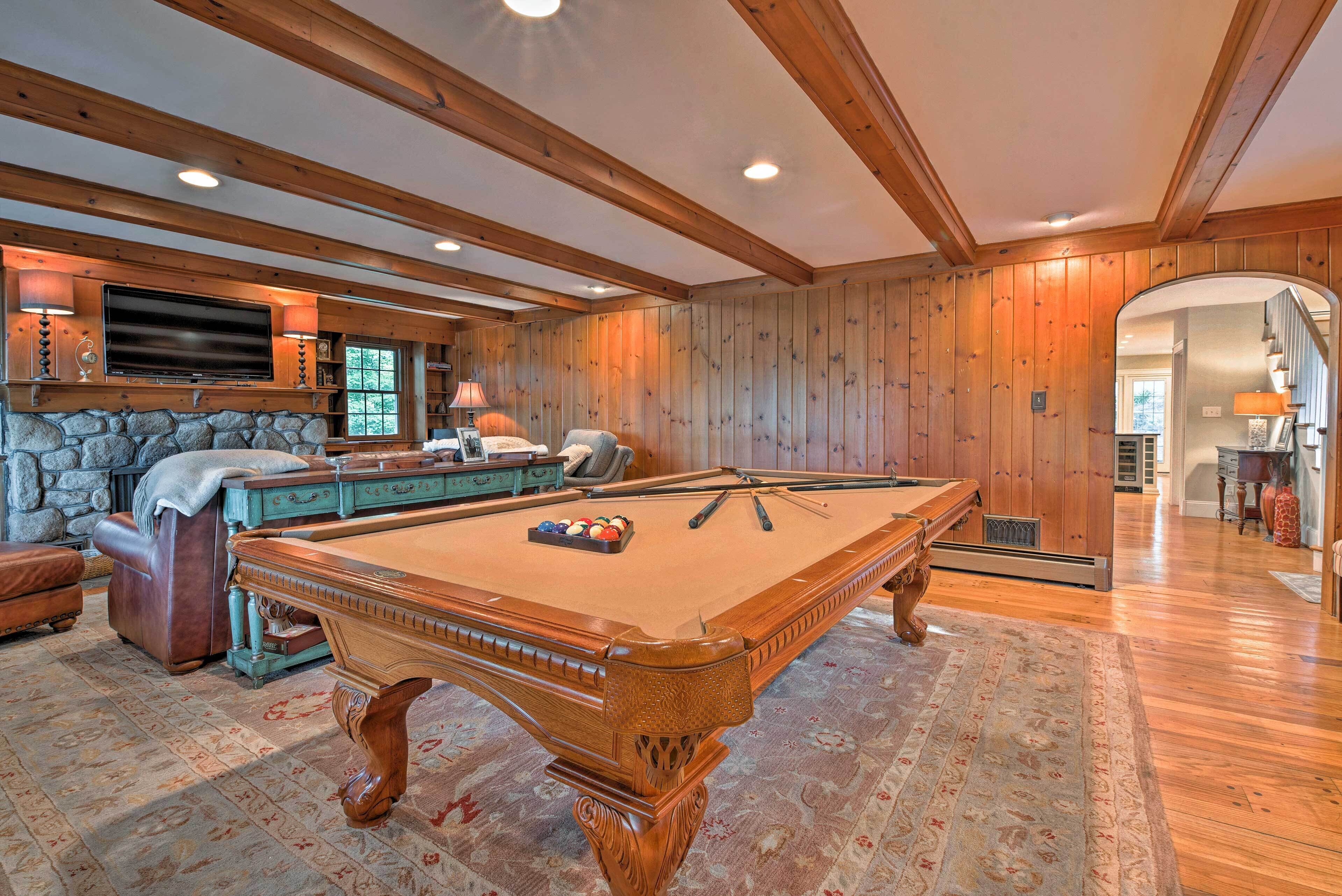 House (5 Bedrooms) | Interior