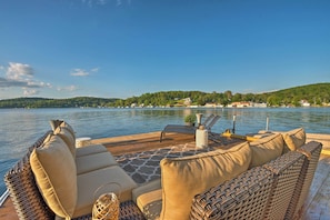 House (5 Bedrooms) | Interior - Waterfront Harveys Lake House w/ Private Dock! (Harveys Lake)
