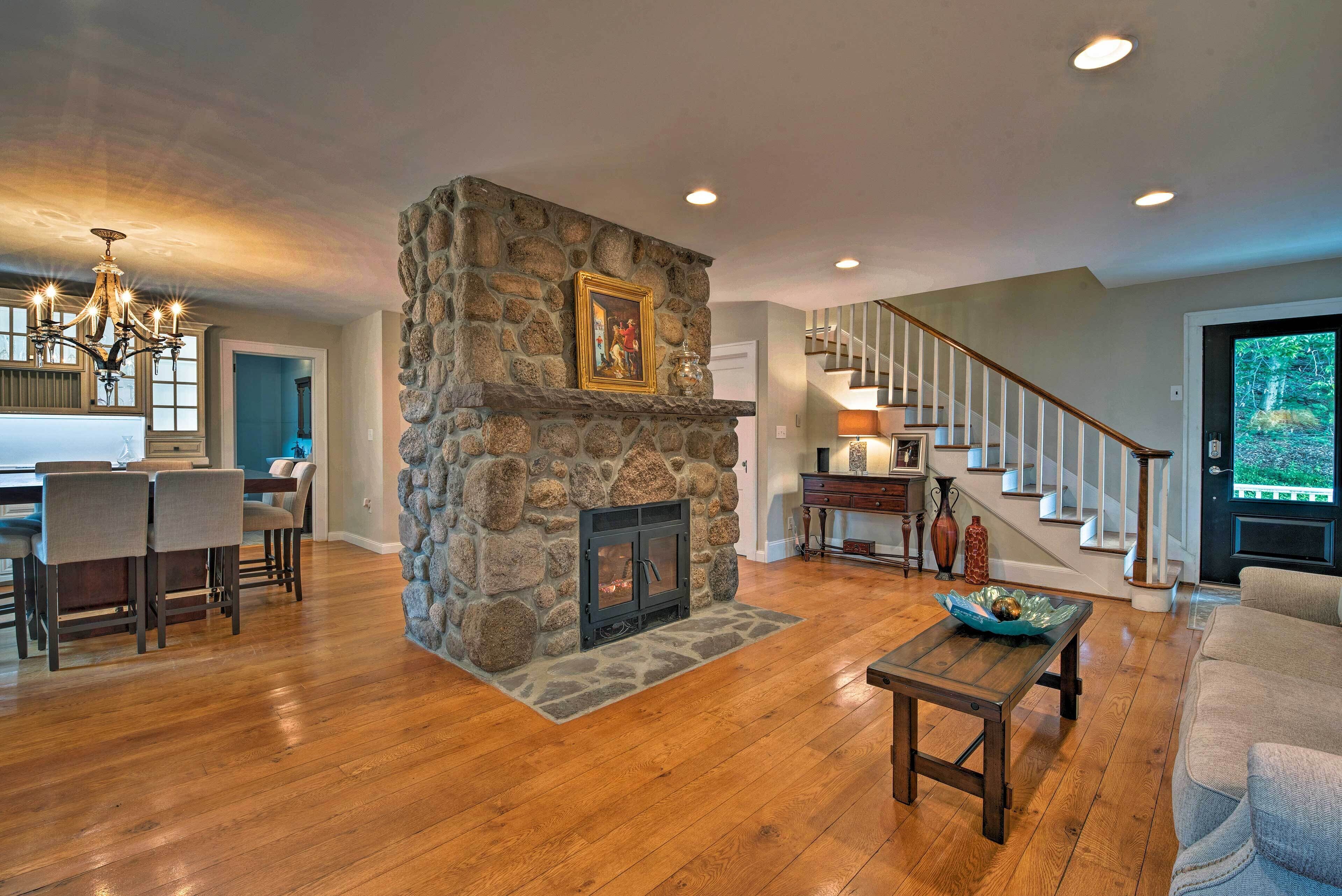 House (5 Bedrooms) | Interior