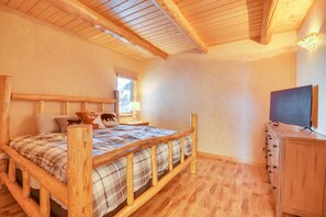 Huis (3 Bedrooms) | 3 slaapkamers, een bureau, een laptopwerkplek