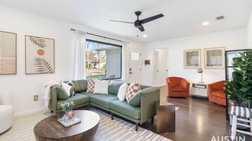 Smart-tv, tafelvoetbal en boeken