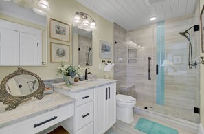 Shower, towels