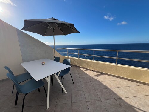 Seaview from sunrise to sunset - AC - free WiFi 300 MBit/s