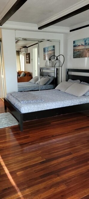 1 soveværelse, skrivebord, strygejern/strygebræt, gratis Wi-Fi