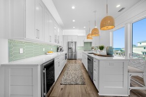 Fridge, microwave, oven, stovetop - Worth the Trip: Beach Views, Private Pool, Pet Friendly, Great Outdoor Space (Cape San Blas)