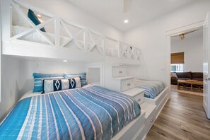 6 slaapkamers, een strijkplank/strijkijzer, gratis wifi, beddengoed