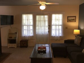 Living area - The Honeysuckle Cottage 2 bedroom 2 bath sleeps 5- Located in Flat Rock, NC  (Flat Rock)