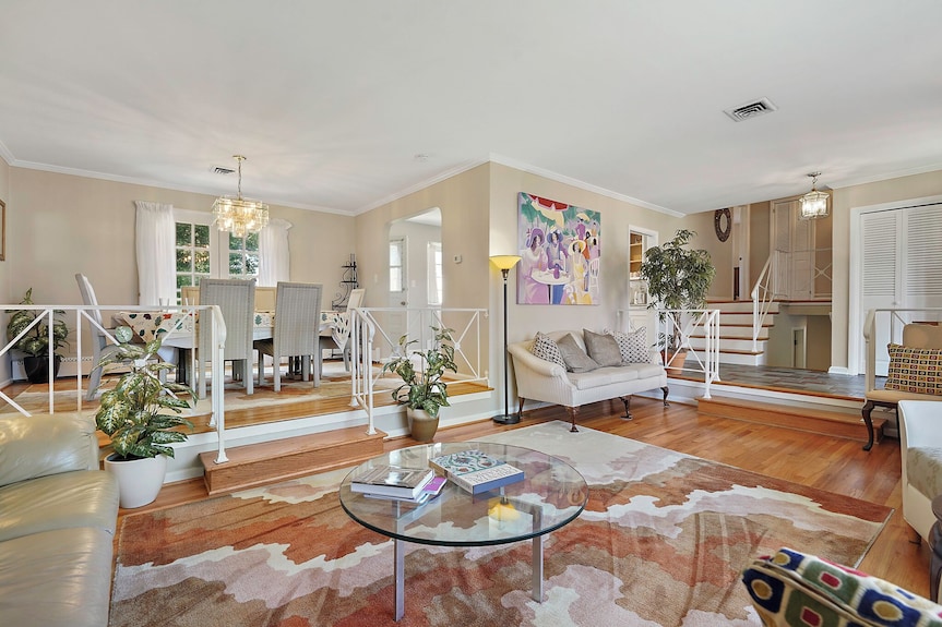 Family Friendly Home, Sleeps 8, Close To Dc Attractions. New Kitchen. - 알렉산드리아