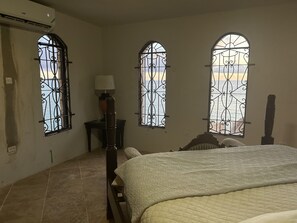 Ropa de cama de alta calidad, cubrecamas y colchones con pillow-top 