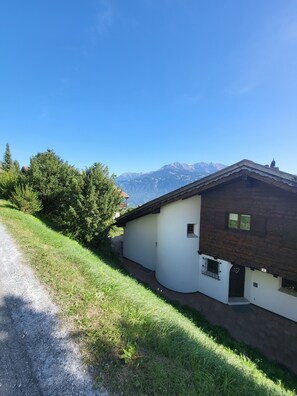 Exterior - Panoramawohnung Surselva, Fantastischer Ausblick, Bietet Erholung und Aktivität (Ladir)