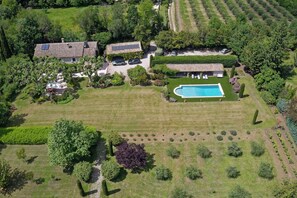 Exterior - Mas Familial 5 Chbres 3 Salles de Bains Piscine 13,5x7,5 sur 1 Hectare (Eygalières)