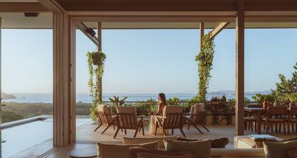 Stunning Eco Villa with Ocean Views and Staff @ Reserva Conchal