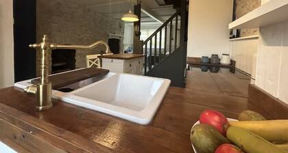 Little Cottage, Big Character! A great base for exploring South Wales