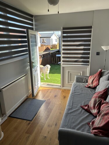 Modern One Bedroom Chalet With Central Heating