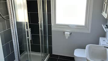 Chalet | Bathroom | Shower