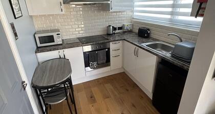Modern One Bedroom Chalet With Central Heating