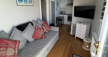 Modern One Bedroom Chalet With Central Heating