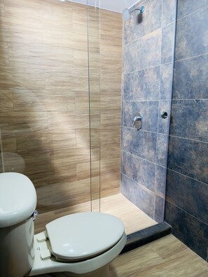 Bathroom - Hostal Niiza (Quito)